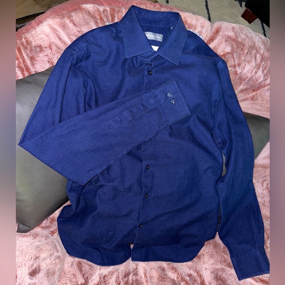 Michael Kors Airsoft Streach button up! - Picture 8 of 8